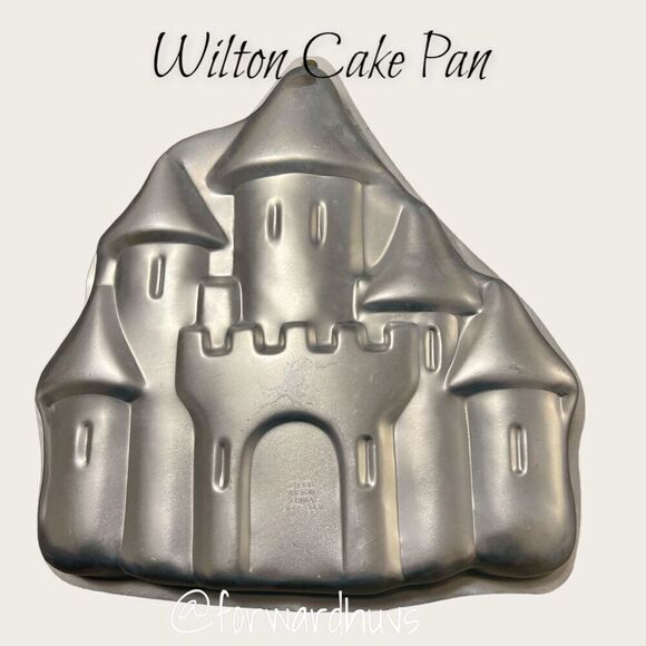 Wilton Castle Cake Pan (2 of 2) - Picture 11 of 12